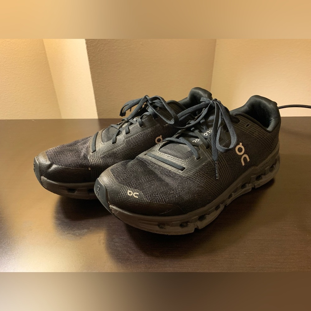 On cloud Cloudgo shoes.